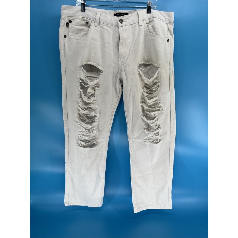 Maxi Milian Men's White Distressed Jeans Size 40/32‎